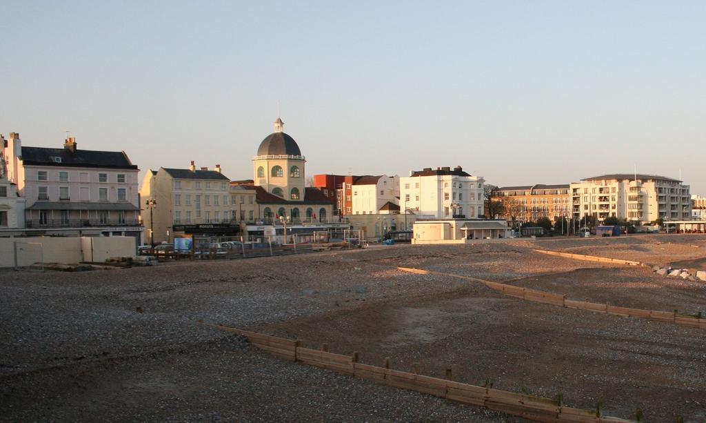Queens Apartment Worthing Exterior foto